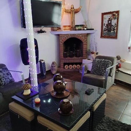 הוילה מינרל דל מונטה Casa Lila מראה חיצוני תמונה